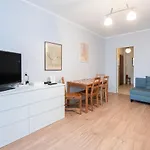 In Centre Free Parking Apartment *